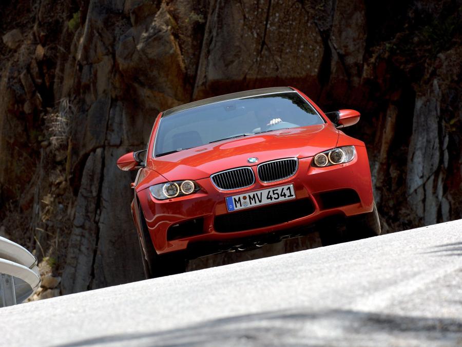  BMW M3 Coupe (E92) 2007 года  (фото 38 из 44)